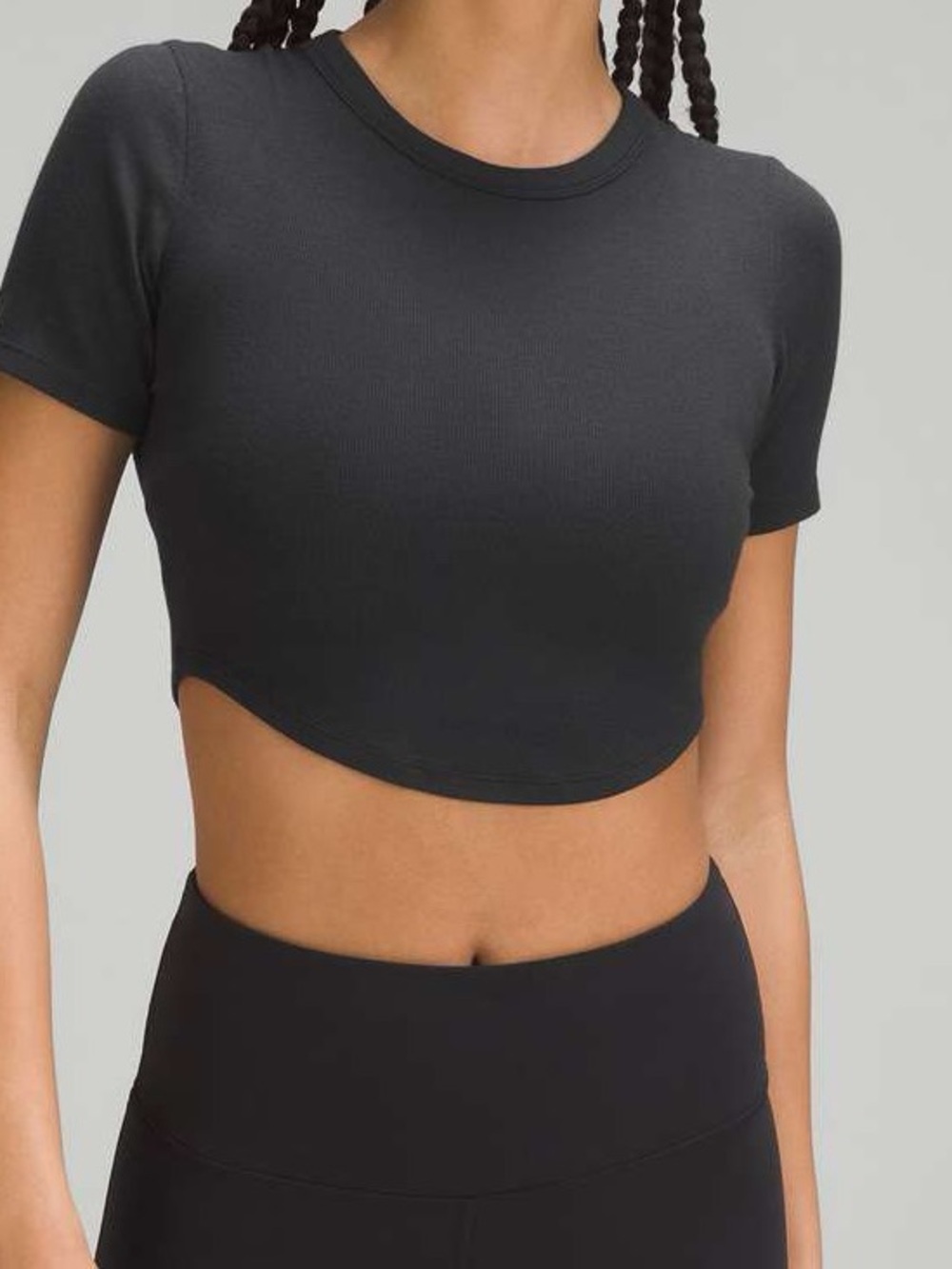 Lululemon Hold Tight Cropped T-Shirt
Black size 2